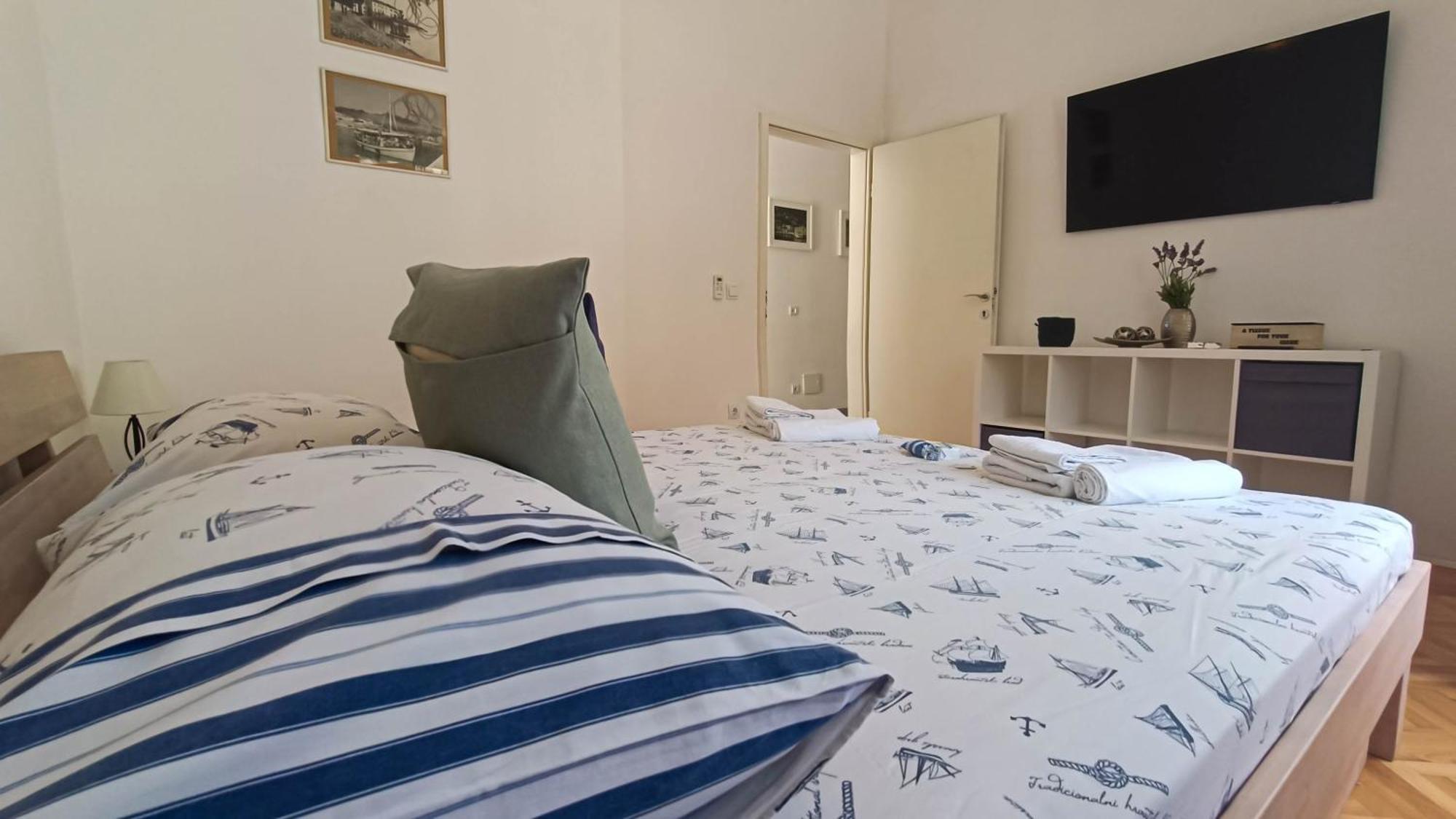 Apartment Villa Mirna Макарська Екстер'єр фото